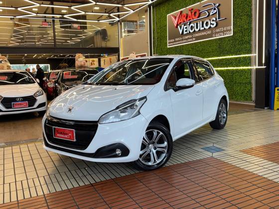PEUGEOT 208 1.2 ACTIVE 12V FLEX 4P MANUAL PEUGEOT 208 1.2 ACTIVE 12V FLEX 4P MANUAL
